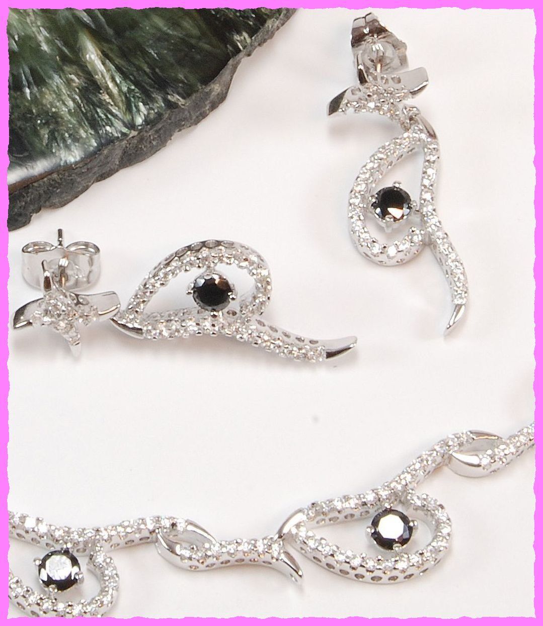 Catenine: Erlesene Halskette – Collier – Nuovo e nell'imballaggio originale da Oberglatt ZH venduto da Diamond-Girl 1