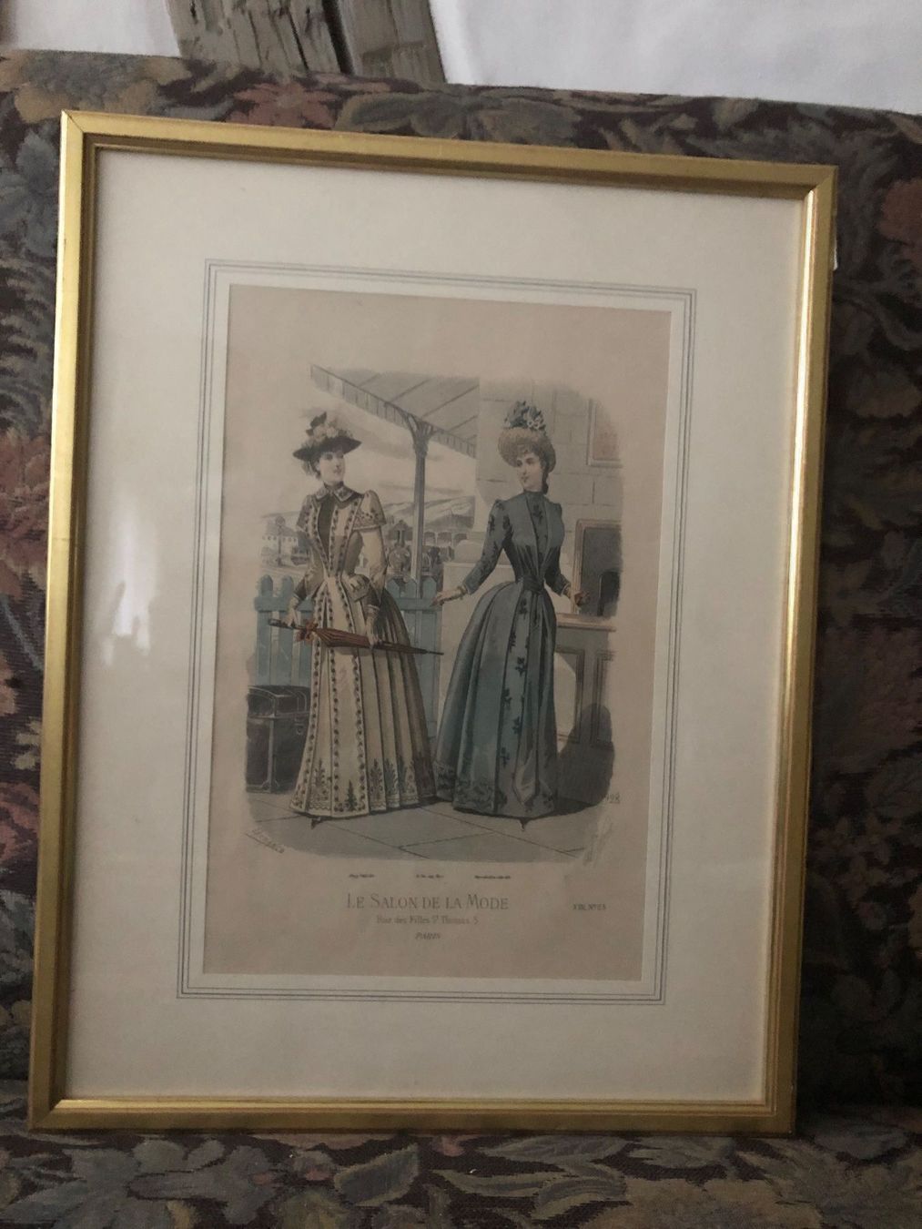 Foto & Immagini: LE SALON DE LA MODE, PARIS – Usato da Wald ZH venduto da mlnt