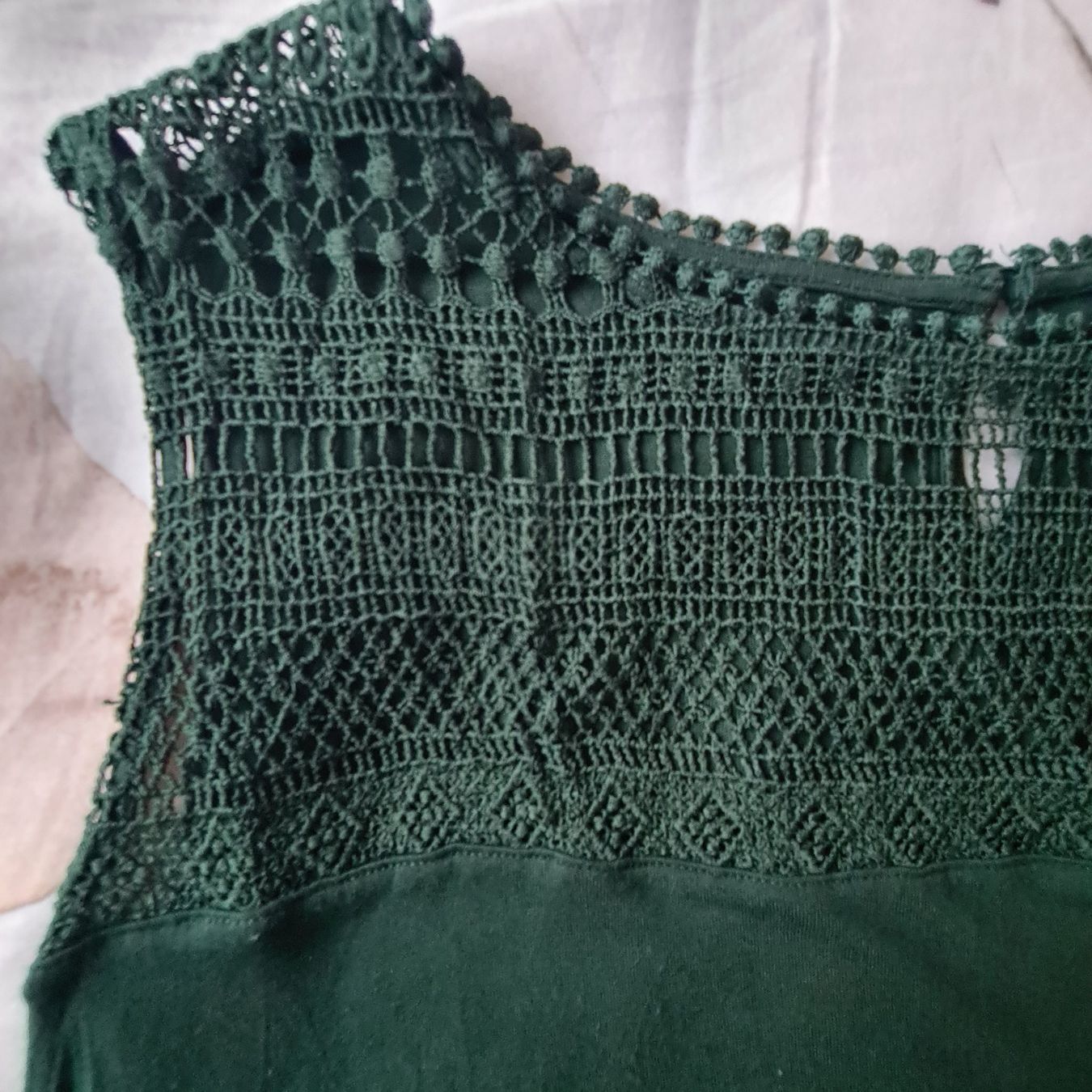 H&M Top: Top vert foncé avec dentelle, taille L – Usato da Renens VD venduto da del_t2kx 2