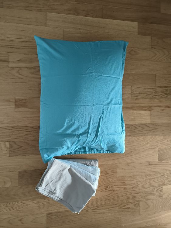 Kopfkissen & Kissenbezüge von IKEA Månviva, guter Zustand (Gebraucht) in Udligenswil für CHF 10 – mit Lieferung auf Ricardo kaufen