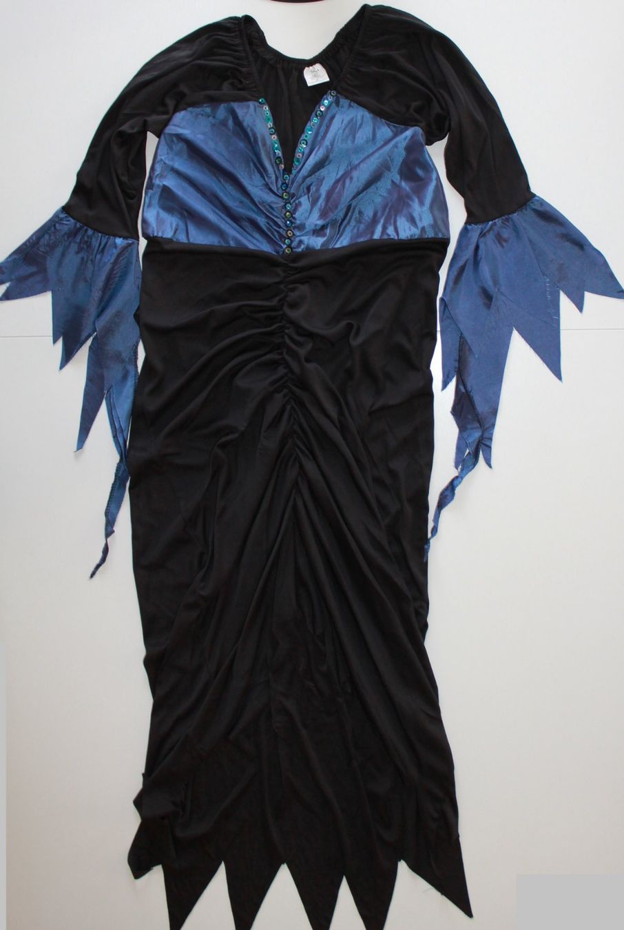 Costumi: Costume sorcière / Hexe t. M – Usato da Peseux venduto da CoolShoping 1