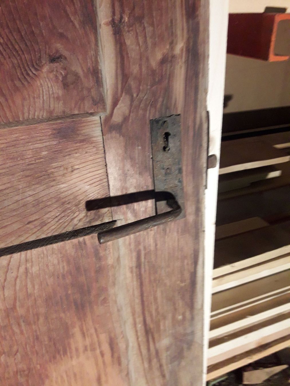 Holzartikel: alte Tür – Defekt aus Grindelwald von carro5 4
