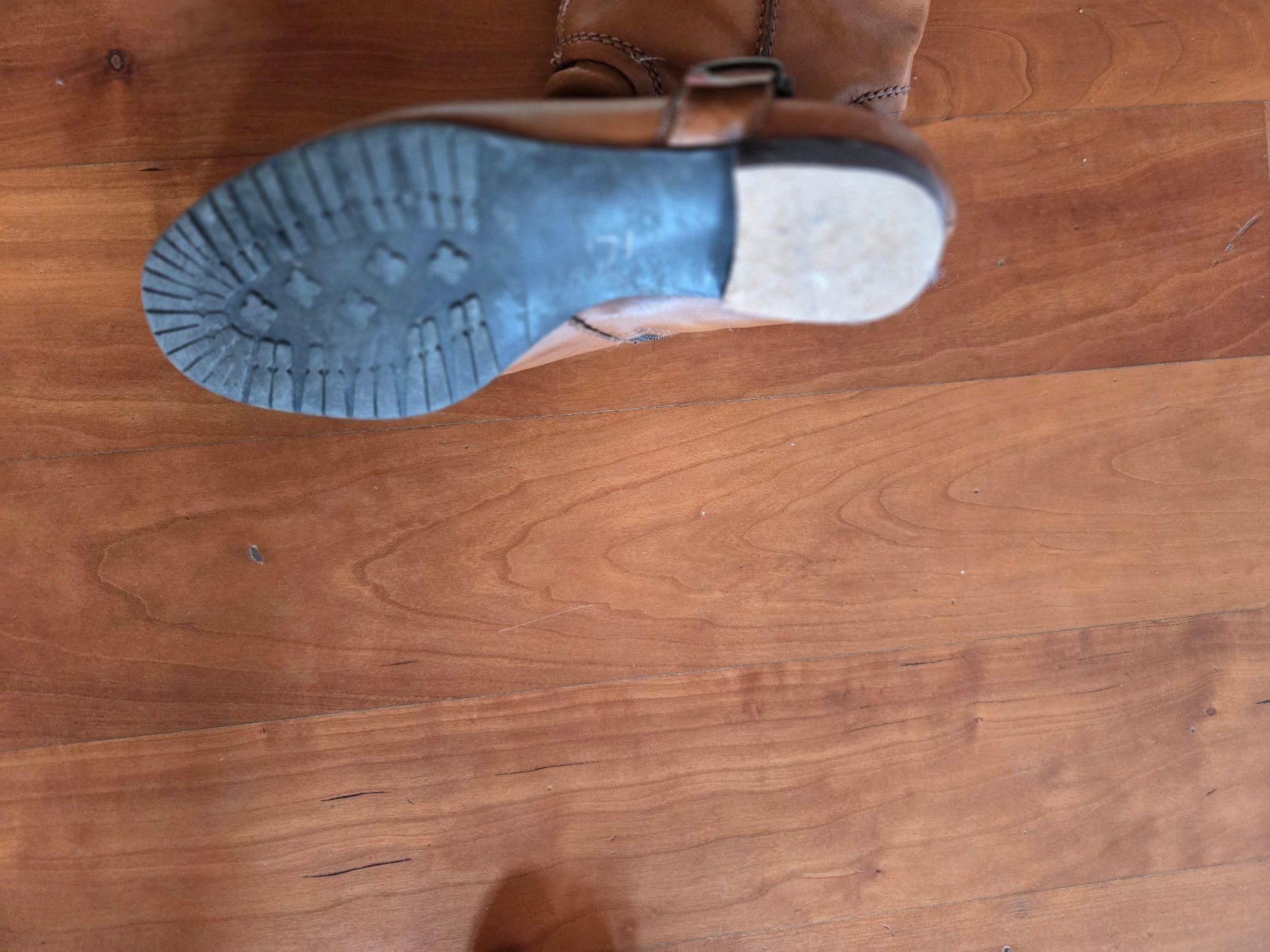 Scarpe da donna: Lederstiefel gefüttert – Usato da Altstätten SG venduto da Tschuppben 1