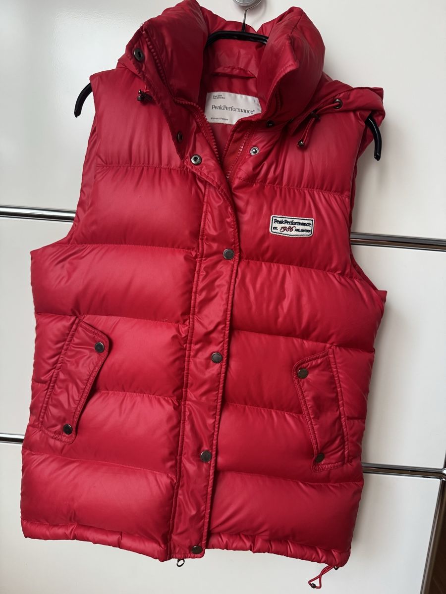 Gilet & Giacche senza maniche: Gilet Peak Performance – Usato da Saas im Prättigau venduto da Holliwood