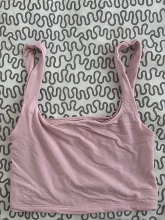 Aritzia Rosa Top Grösse S