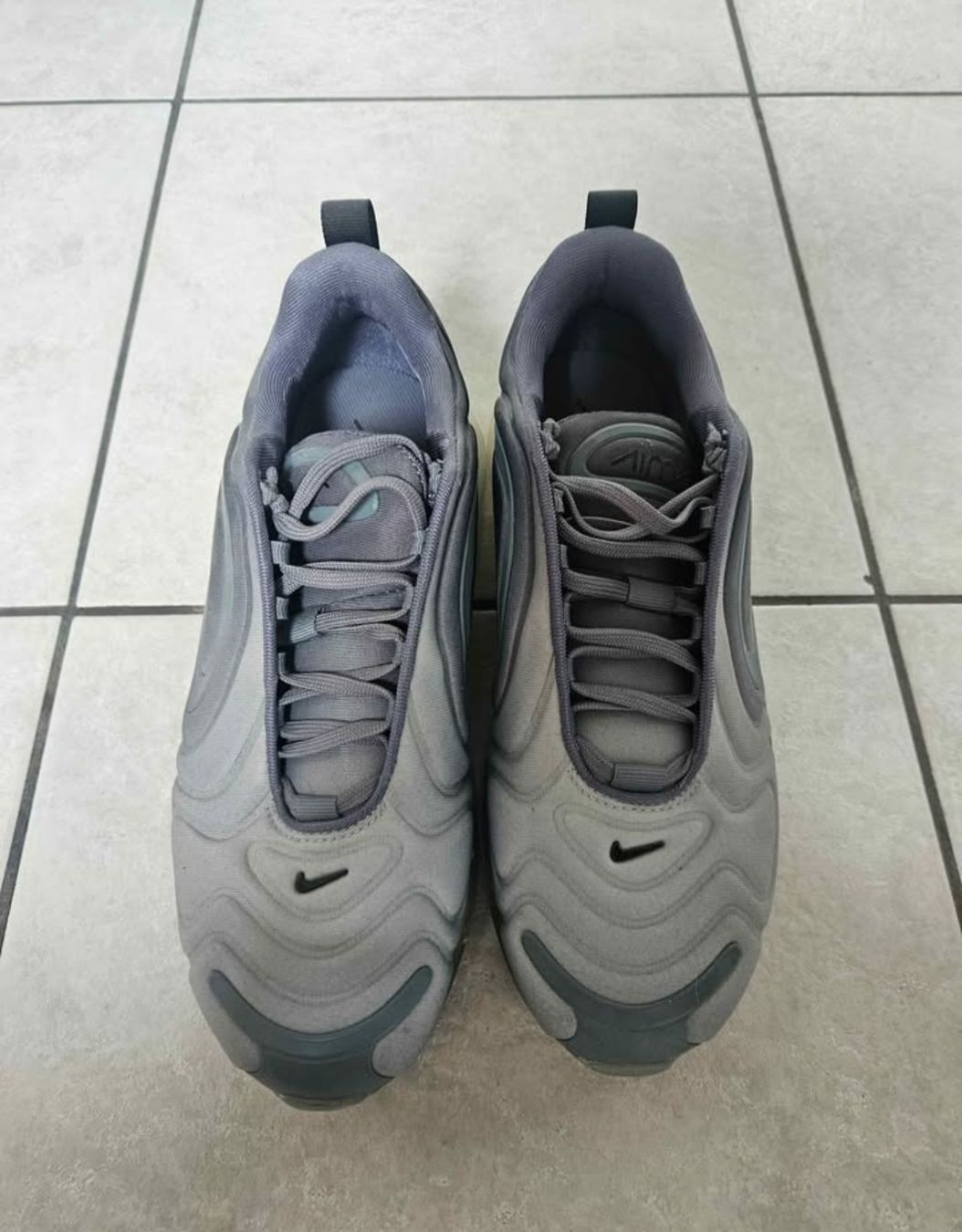 Nike Scarpe da uomo: Nike Grösse 40 – Nuovo (secondo la descrizione) da Zürich venduto da pintolino