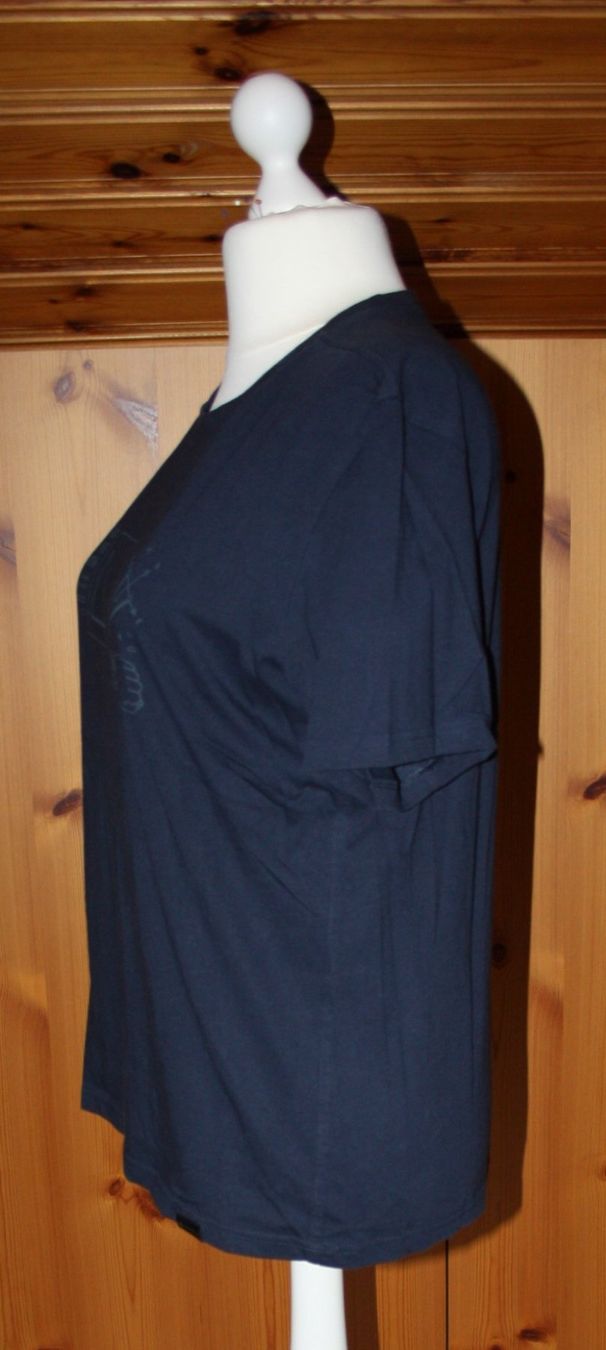 T-Shirts: T-Shirt Kurzarm DECTRON Gr. XL (5) – Gebraucht aus Flüelen von Diversicum-Textil 1
