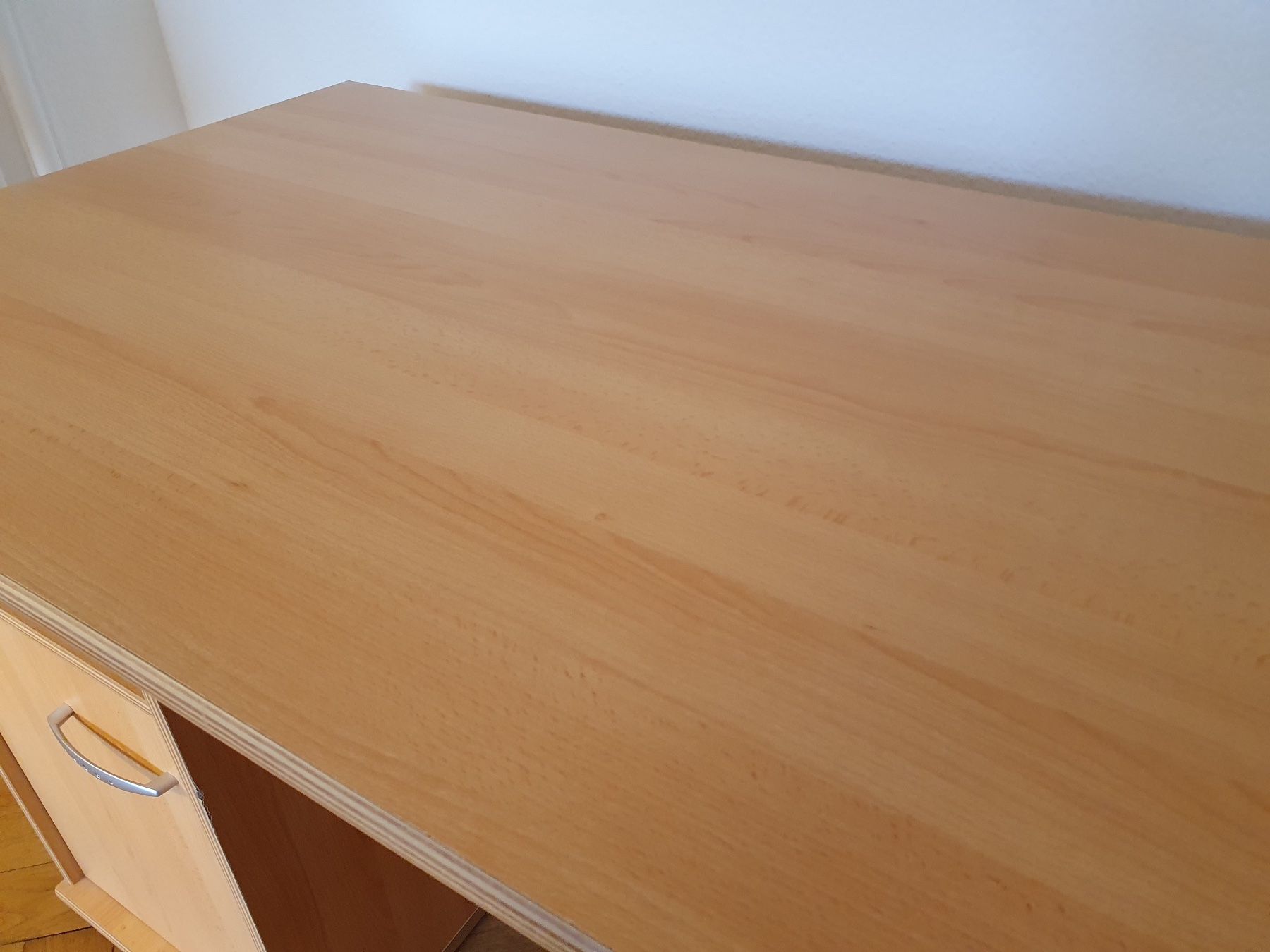 Scrivanie: Schreibtisch - top Zustand – Usato da Basel venduto da leo_q62g 5