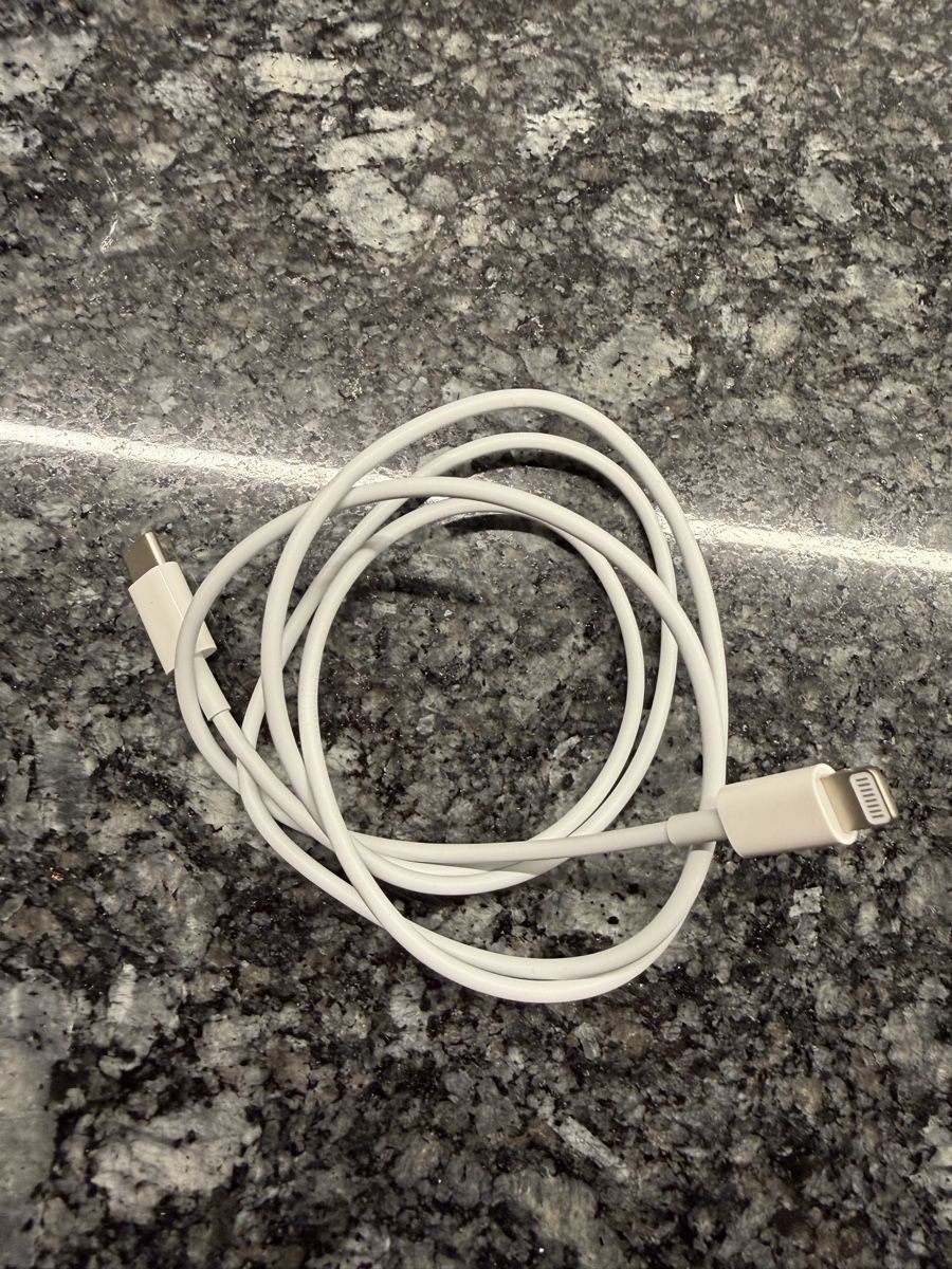 Apple Kabel: Apple USB C auf Lightning Kabel – Gebraucht aus Ostermundigen von Boss127 2