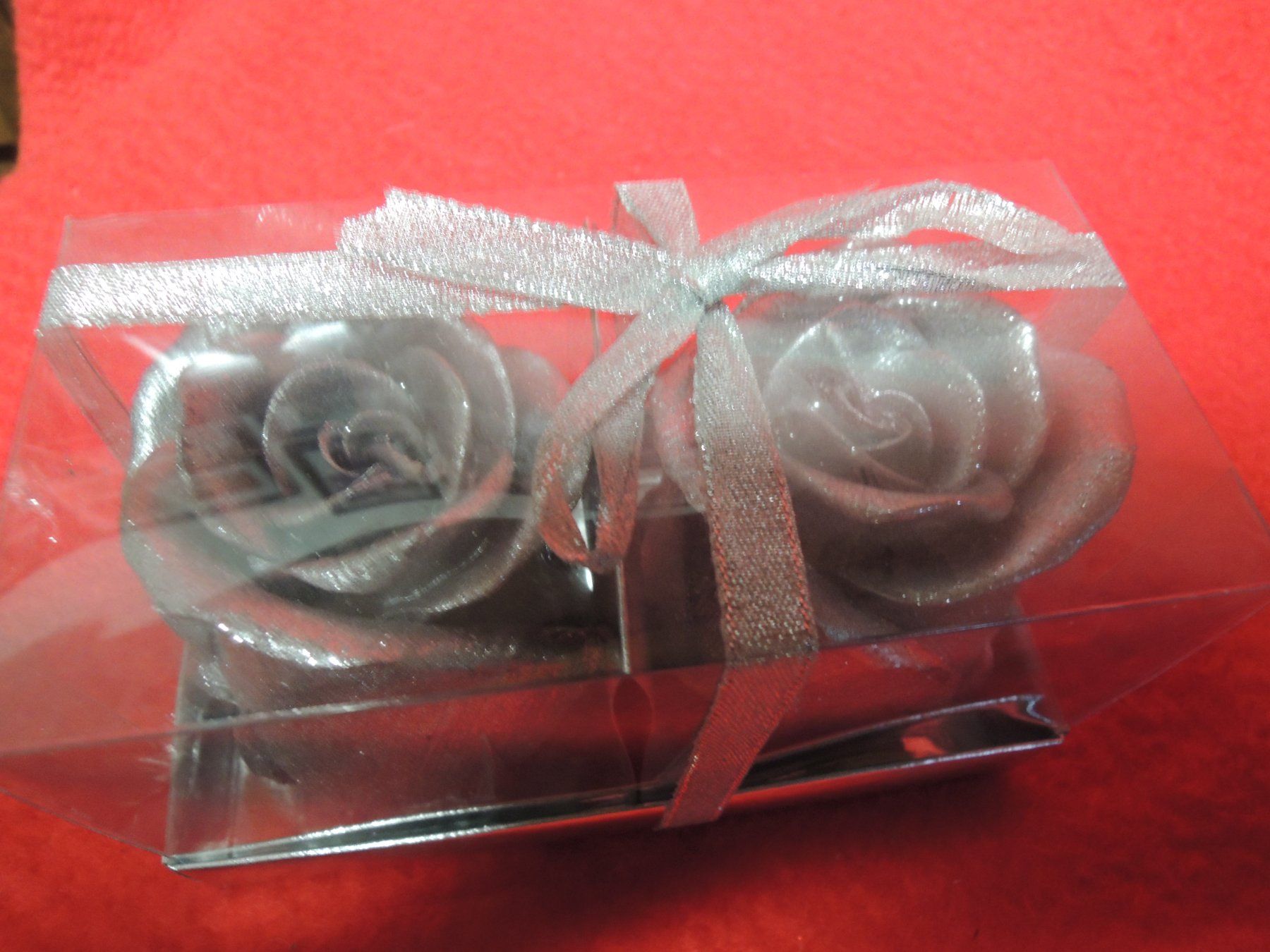 Candele: zwei silberne Rosen Kerzen NEU – Nuovo e nell'imballaggio originale da Uznach venduto da rut_xrx5 2