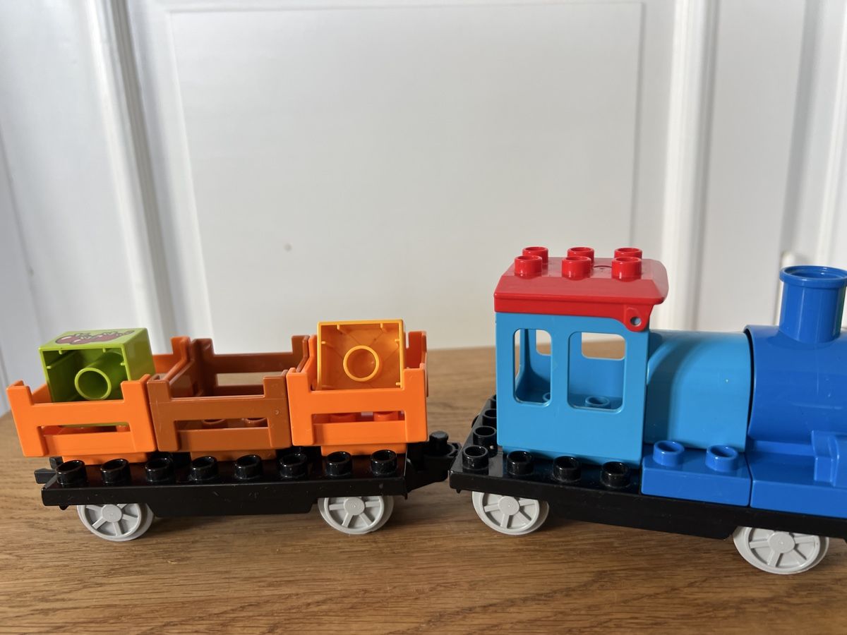 Lego Statuette: LEGO Duplo Eisenbahn Schienen Zug – Usato da Ennetbaden venduto da teo_yg9s 6