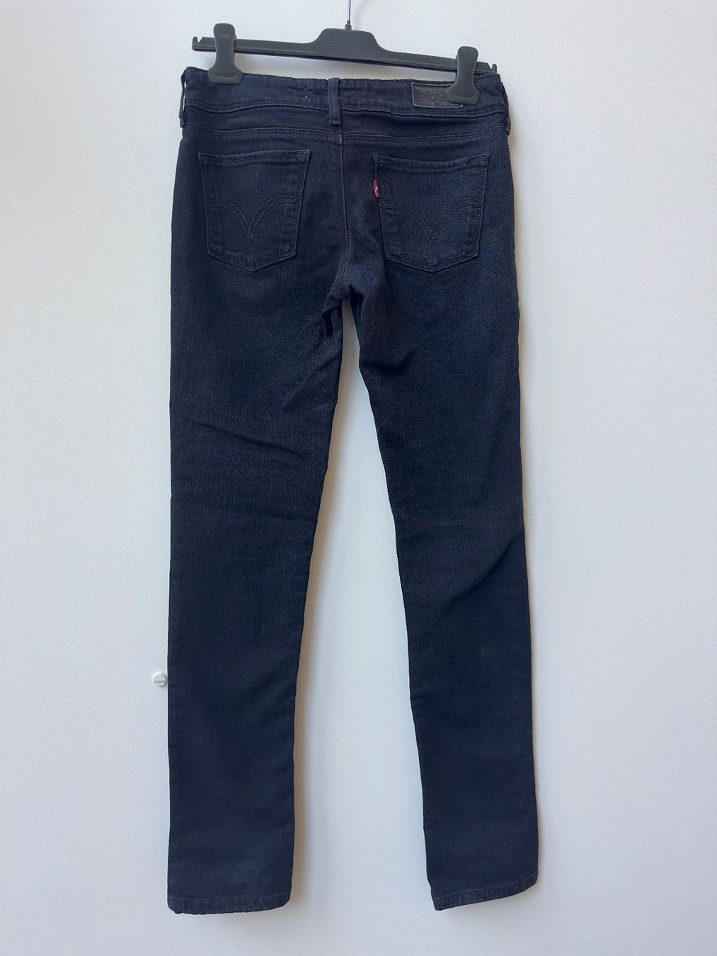 Levi's Jeans: Levi's Jeans Slim Fit Grösse 29/34 – Usato da Basel venduto da wardrobeupdate 2