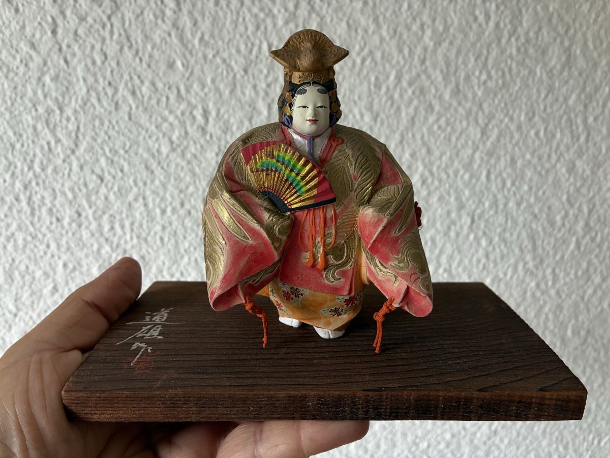 Statuette: Japon antique personnage de theatre noh dance – Usato da St-Aubin-Sauges venduto da asianart 4