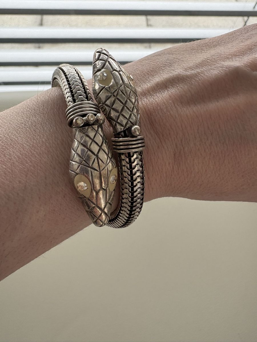 Armbänder & -reifen: vintage bracelet for a small wrist – Gebraucht aus Lausanne von oyu_hgg5