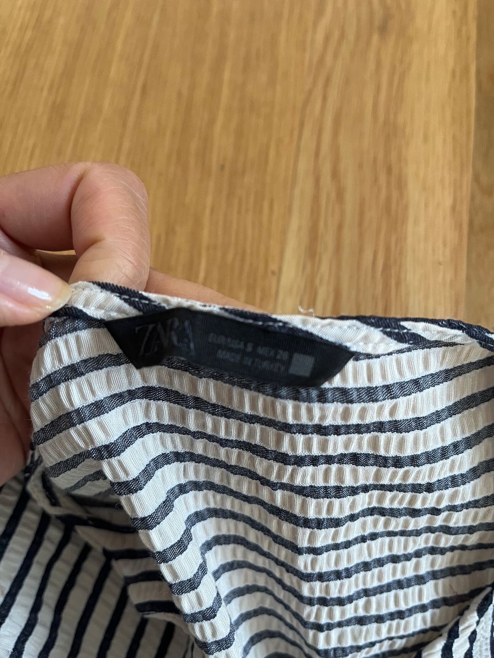 Zara Camicette: Zara Bluse gestreift mit Bindeband Grösse S gebraucht – Usato da Zürich venduto da mai_bwh6 1