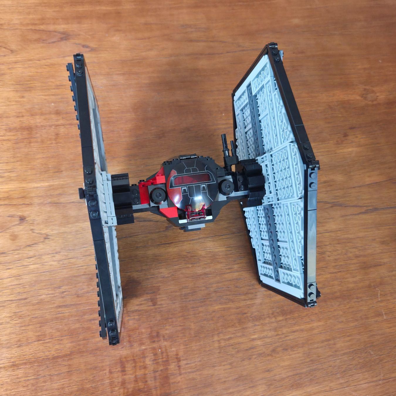 Lego Spielzeuge: LEGO Star Wars 75101 First Order Special Forces TIE Fighter – Gebraucht aus Zürich von Wickeddude 8