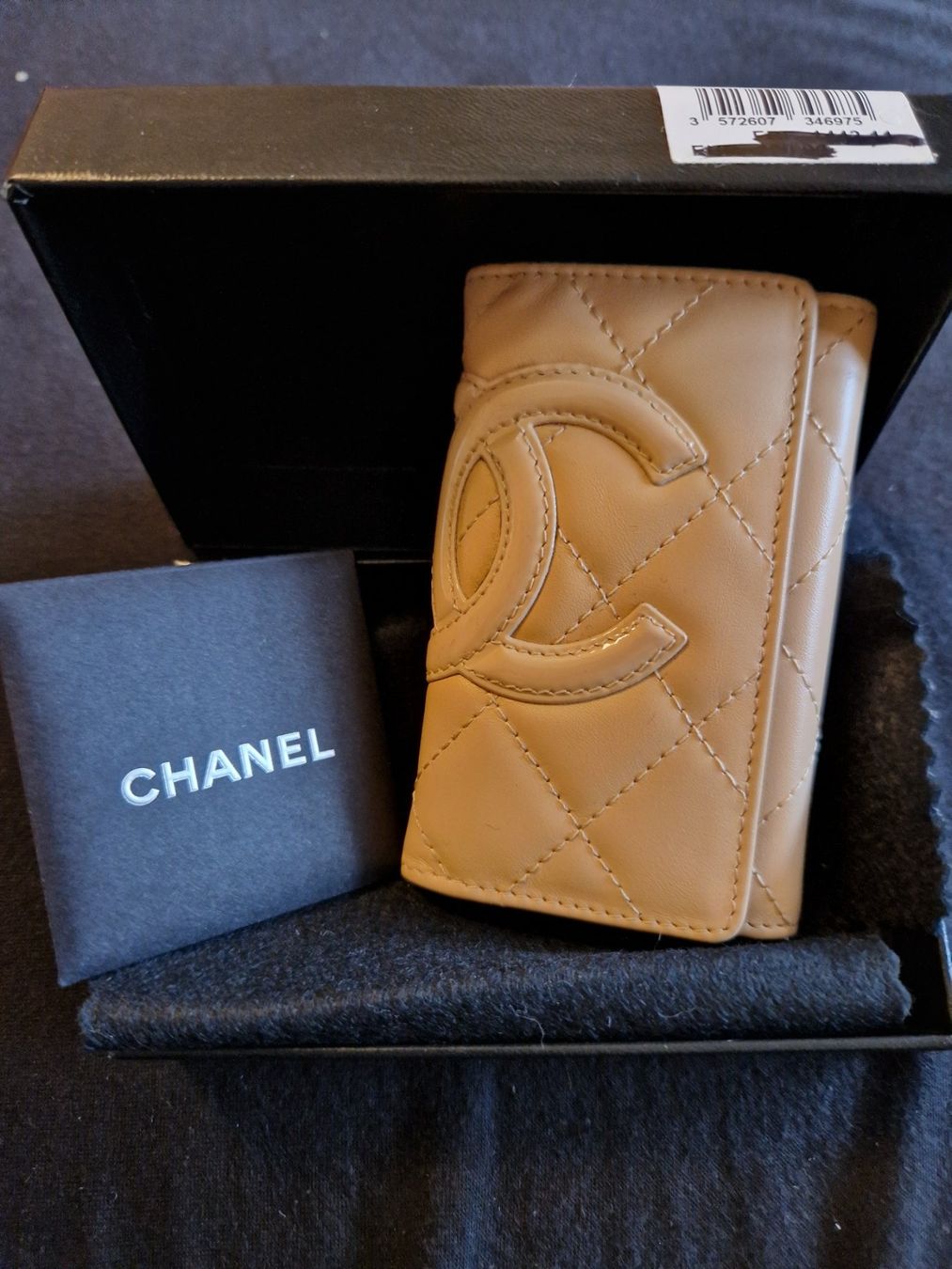 Chanel Sonstige Kleidung & Accessoires: Original Chanel Schlüsseletui mit Steppmuster, beige – Neu (gemäss Beschreibung) aus Eschenbach LU von Kolibrii 7