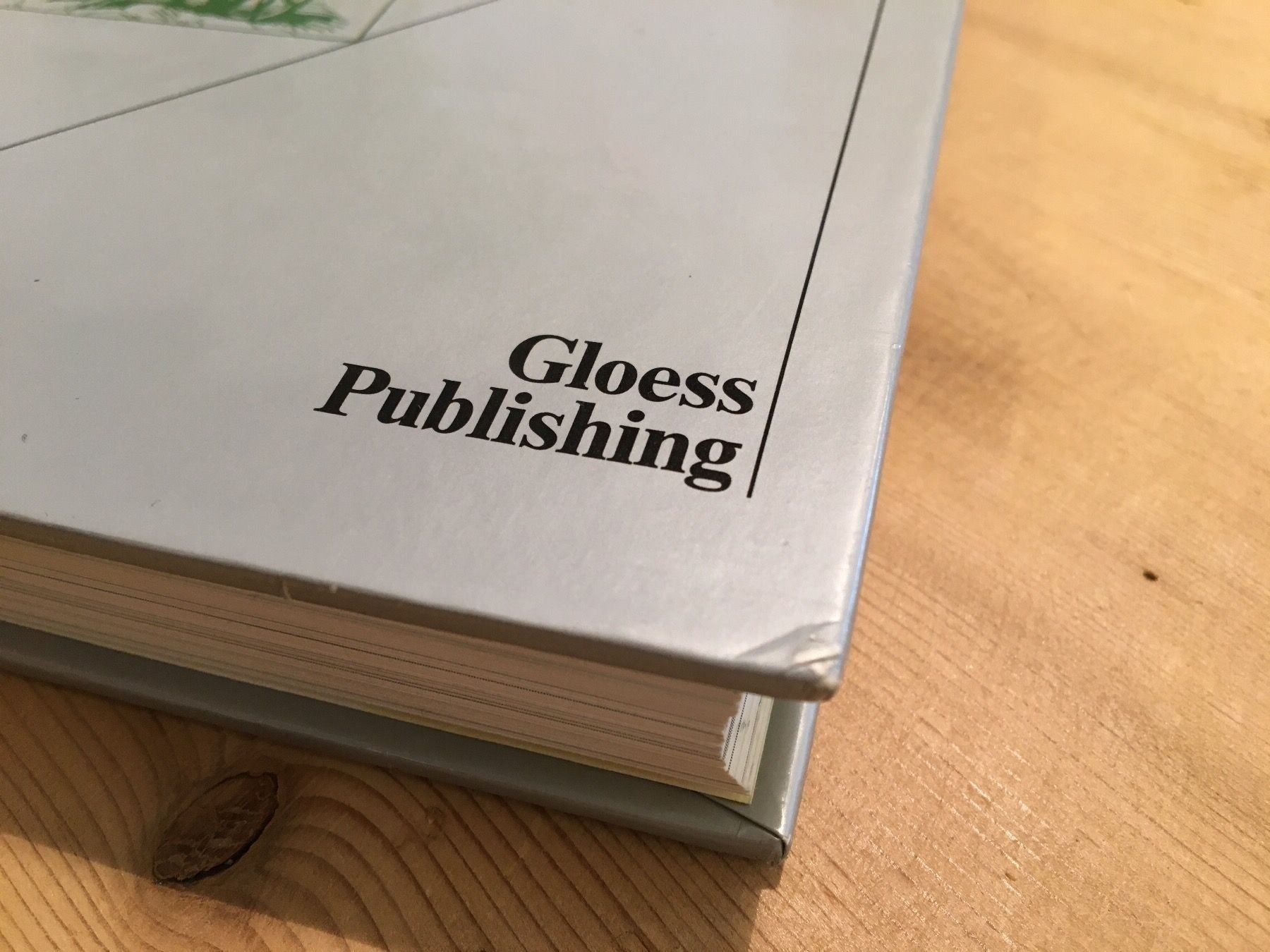 Bücher: Buch: die Welt der Parfums (englisch) – Gebraucht aus Zürich von ZuercherBrockenhaus 6