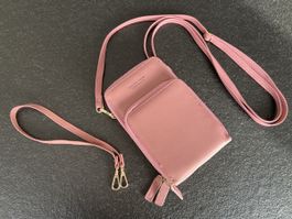 Kleine trendige Tasche mit viele Fächer. Altrosa/Hellgold