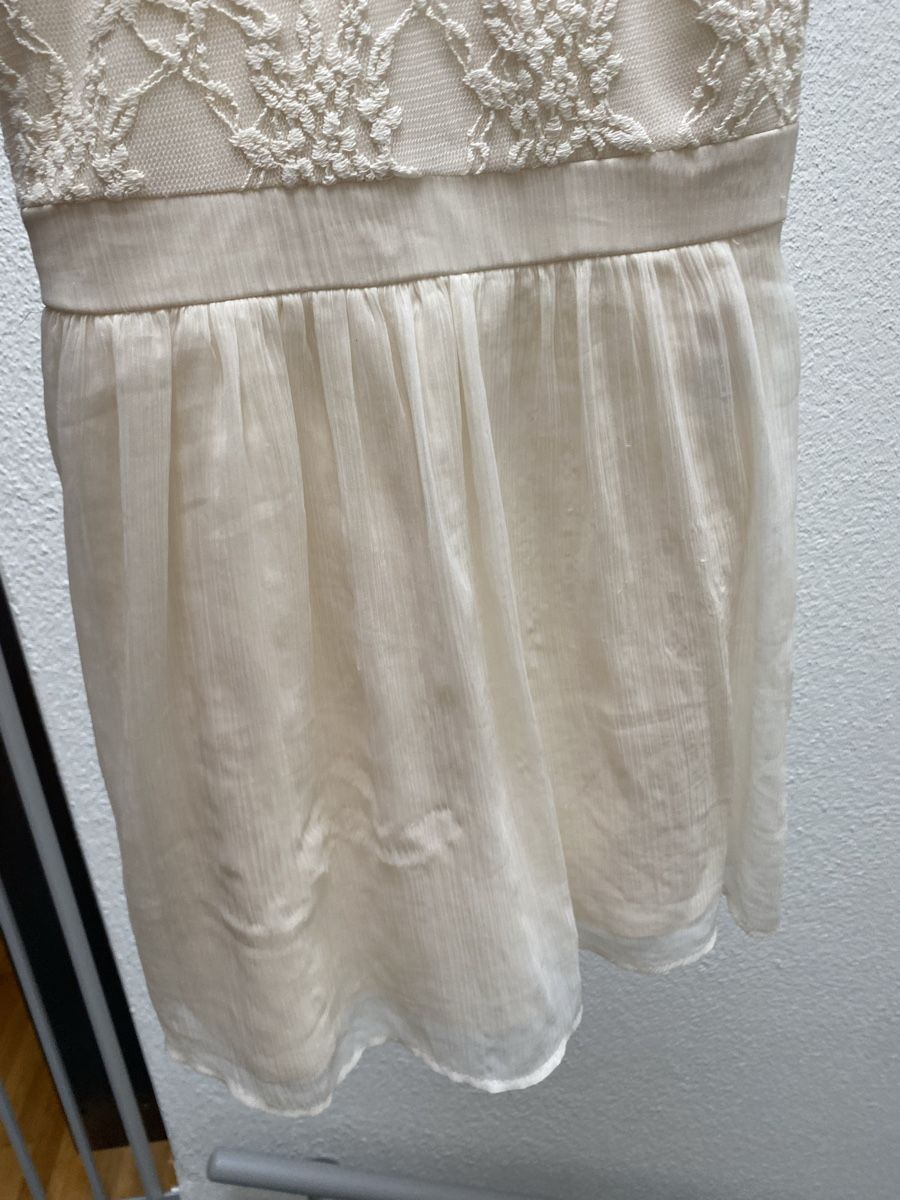 Vero Moda Vestiti: Kleid mit Spitzen Vero Moda – Usato da Luzern venduto da oli_6x2r 2