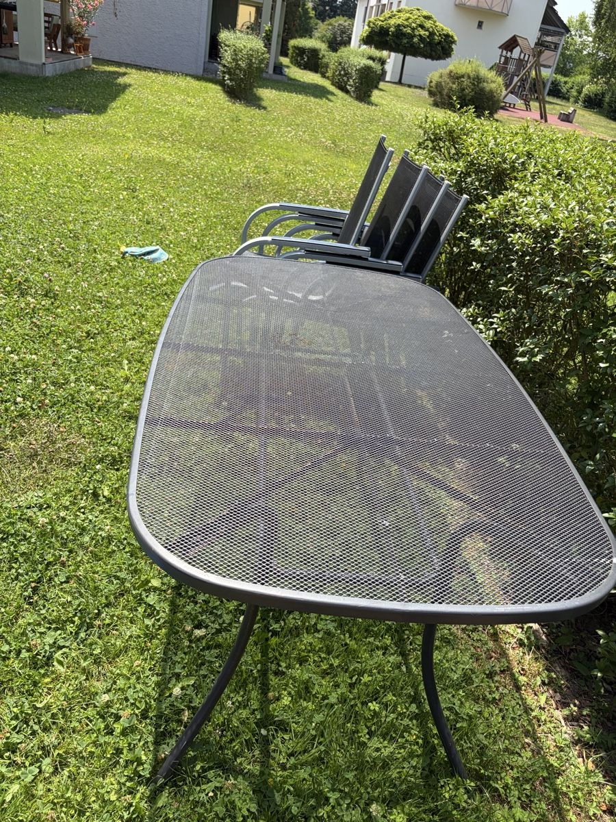 Set de table et chaises: Gartentisch, 4x Stuhl – D'occasion à Embrach par Natalie123. 2
