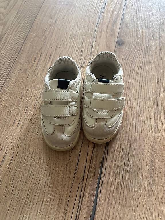 Schuhe für Jungen: Baskets bébé bleues et noires taille 20 état correct – Gebraucht aus Vessy von nikeljavel 3