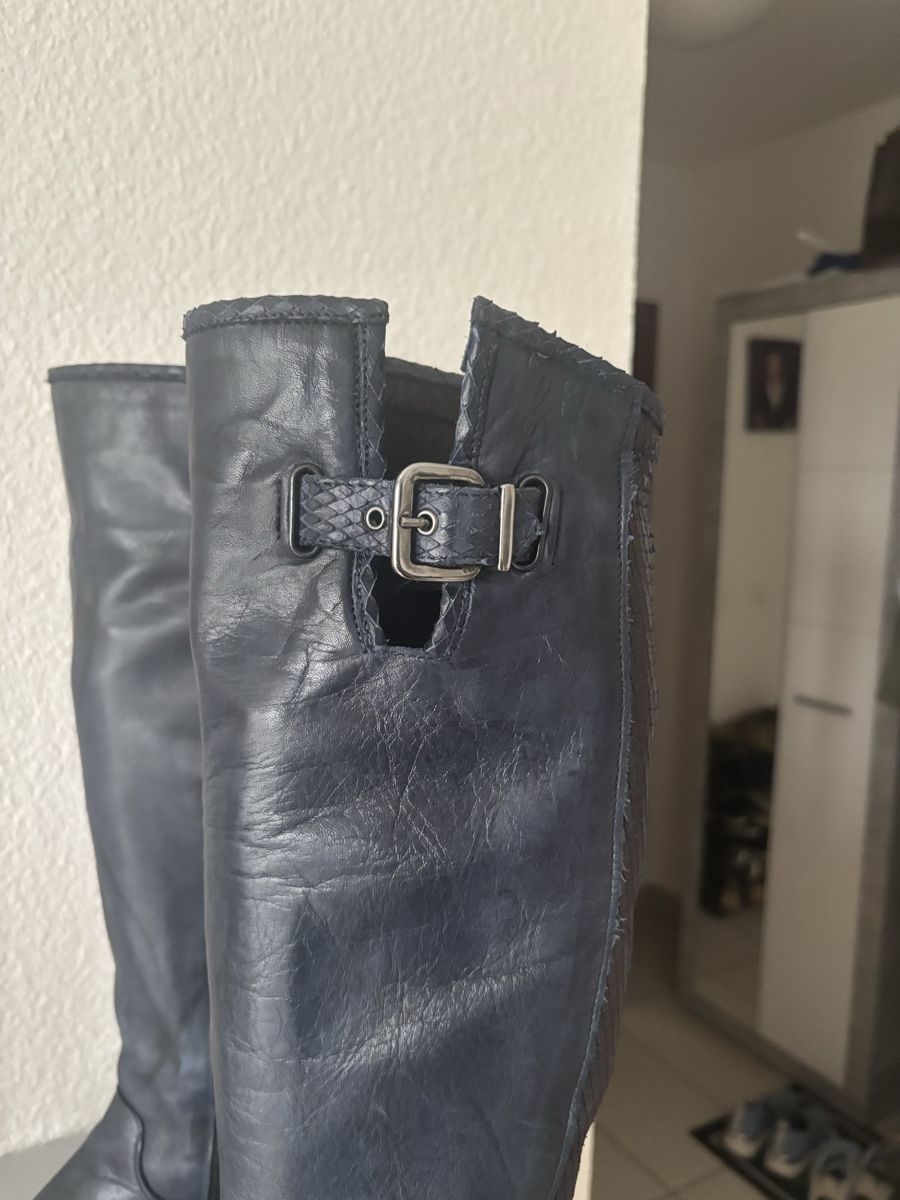 Chaussures femmes: Botte en cuir  – D'occasion à Yverdon-les-Bains par annefu 2
