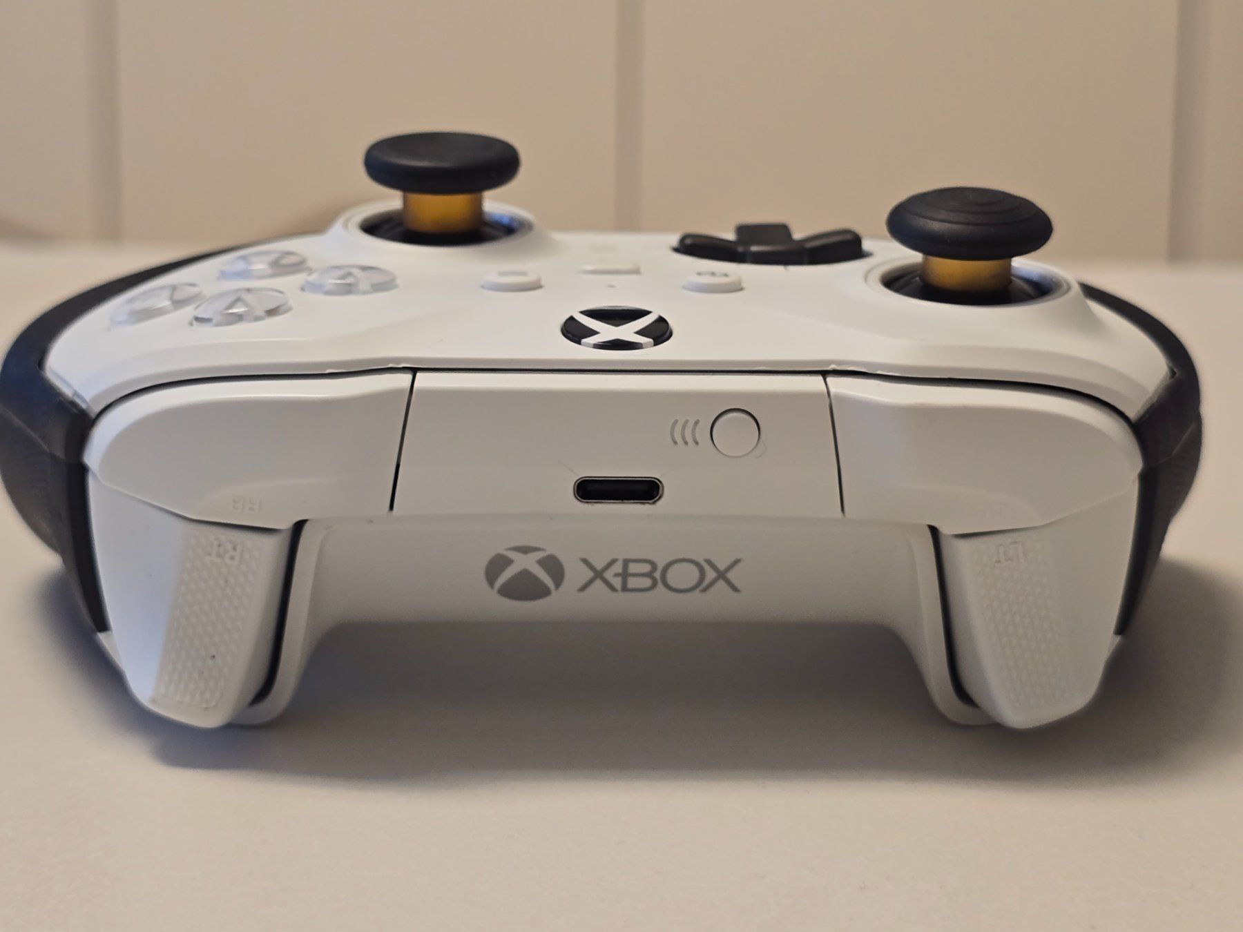Microsoft Controller: Xbox Elite Series 2 Core – Usato da Basel venduto da Esmen 1
