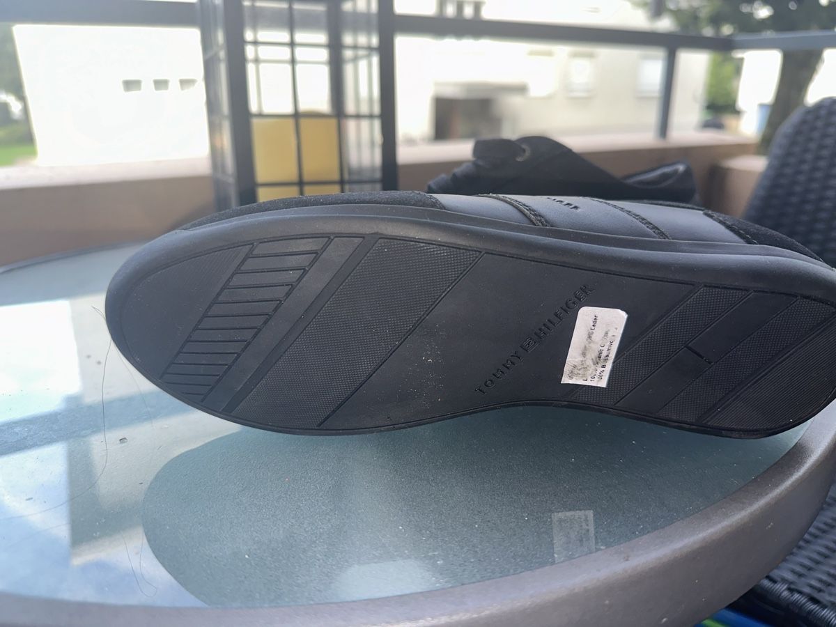 Tommy Hilfiger Herrenschuhe: Herren Tommy Hilfiger 👟 – Neu (gemäss Beschreibung) aus Jona von nik_bdd9 3