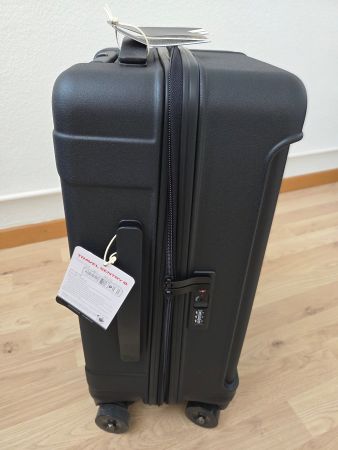 ADIDAS - 4 WHEEL CARRY ON TROLLEY (31.5L)