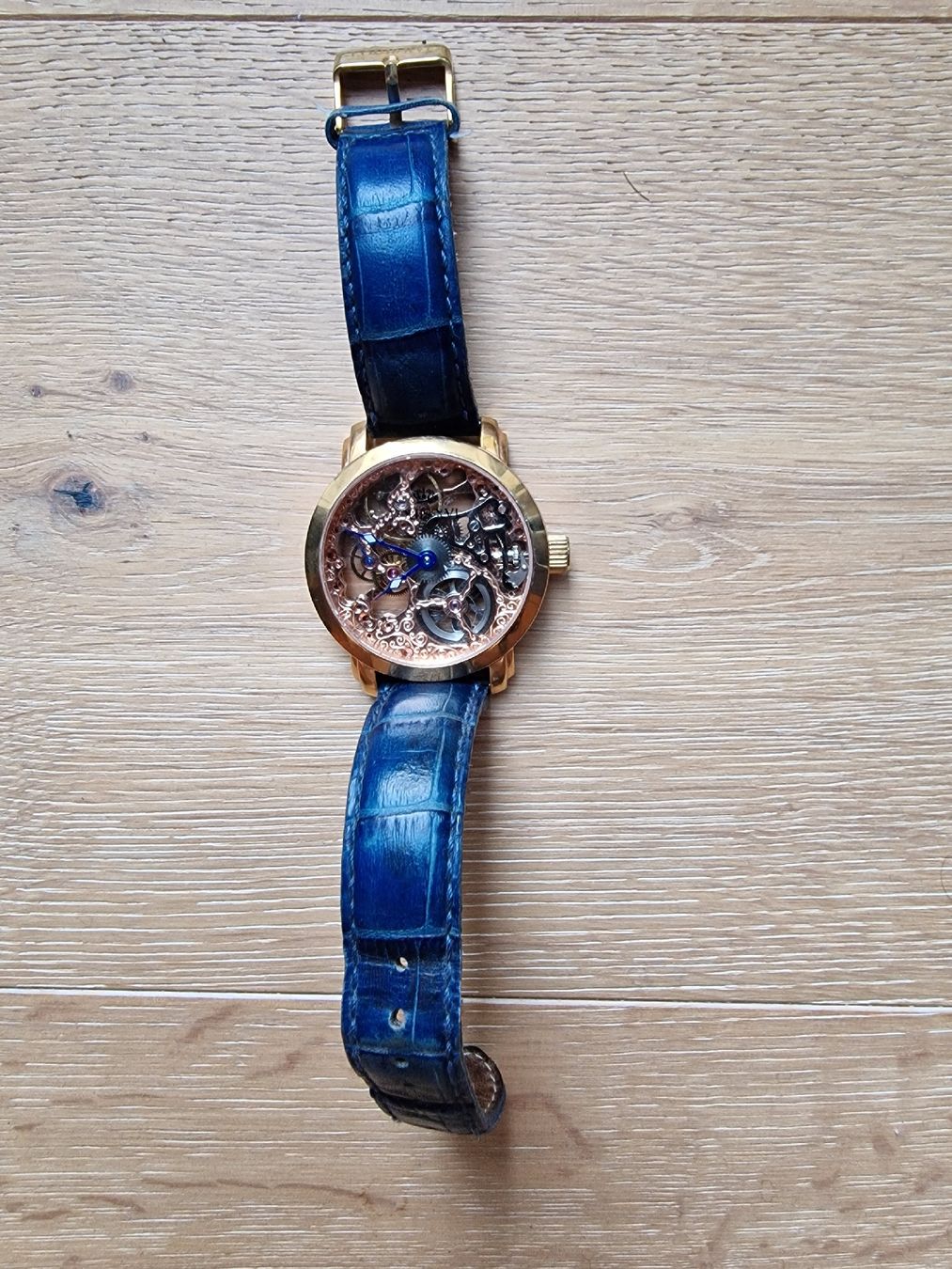 Bracelets: Uhr – D'occasion à Aeugst am Albis par Reservationsbuch