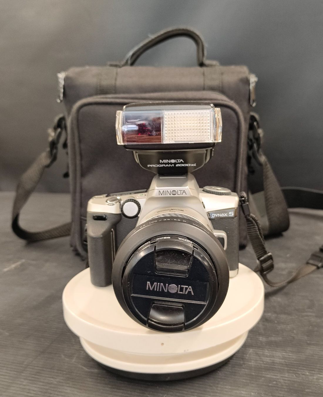 Minolta Fotocamera: Minolta Dynax 5 mit Zubehör – Usato da Basel venduto da bk_brockibasel