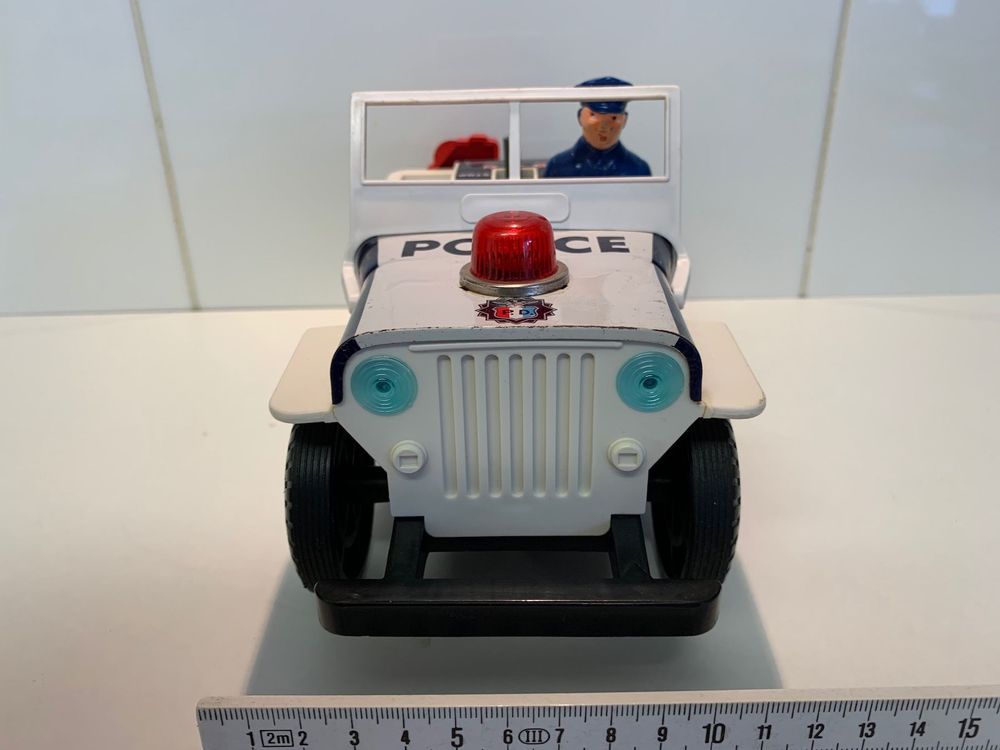 Jeep Polizei TN Nomura Japan Funktion ok 2