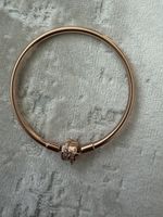 Pandora Armreif Roségold mit Zirkonia neuwertig 17 cm