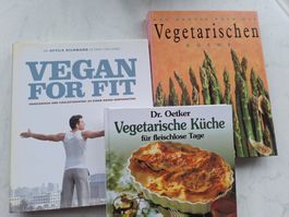 3 STK SCHÖNE GROSSE KOCHBÜCHER - VEGAN & VEGETARISCH