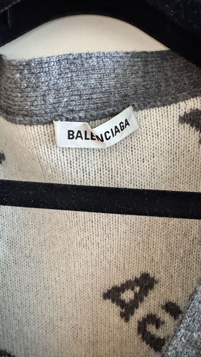 Balenciaga Giacche: BALENCIAGA Strickjacke – Usato da Horn venduto da FashionFlowerCh 2