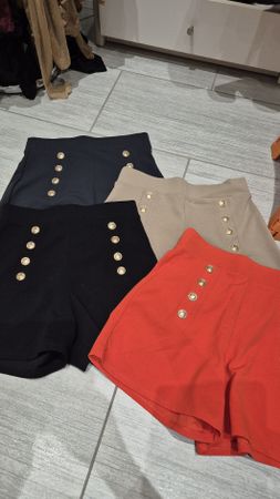 Shorts donna con bottoni taglia S nuovi H&M ROSSO e BLU 2x