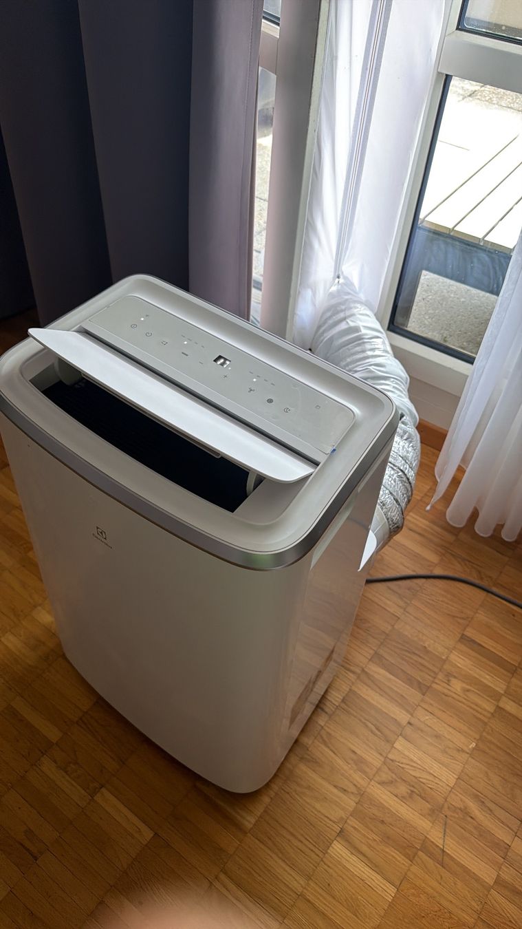 Electrolux Condizionatori: Electrolux Comfort 600 Portables Klimagerät – Usato da Stäfa venduto da x-mac 3
