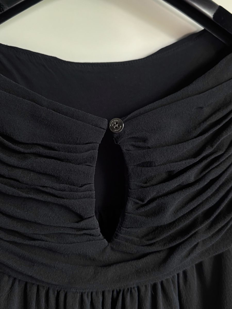 Burberry Tops: BURBERRY Navy Top Grösse 36 – D'occasion à Triesen par laurarochelle 2