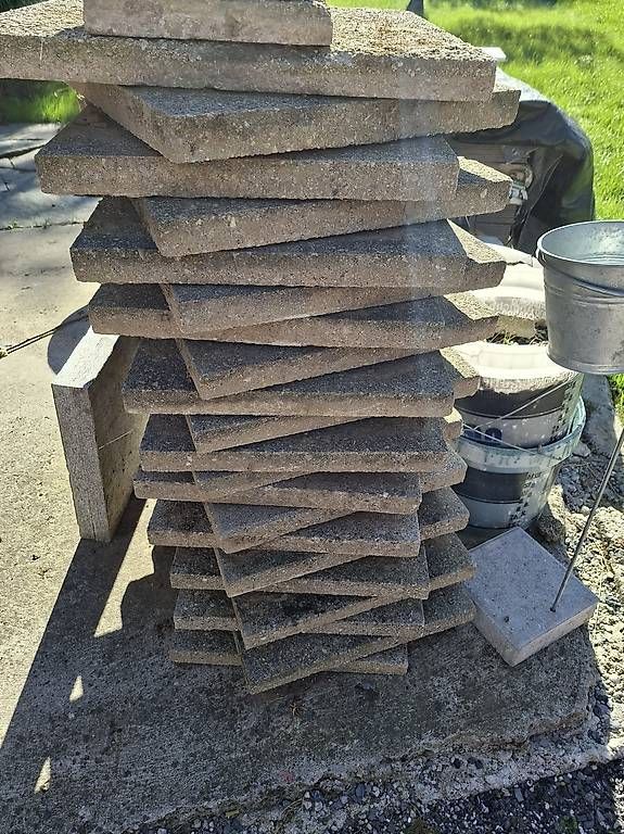 Revêtements de sol: 20 Gartenplatten 60-40cm – D'occasion à Berneck par Quaresma787 1