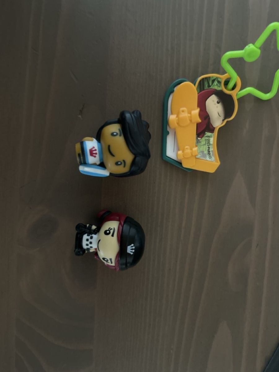 Funko Statuette: Kinder Joy Funko – Nuovo (secondo la descrizione) da Fribourg venduto da mar_7cb9