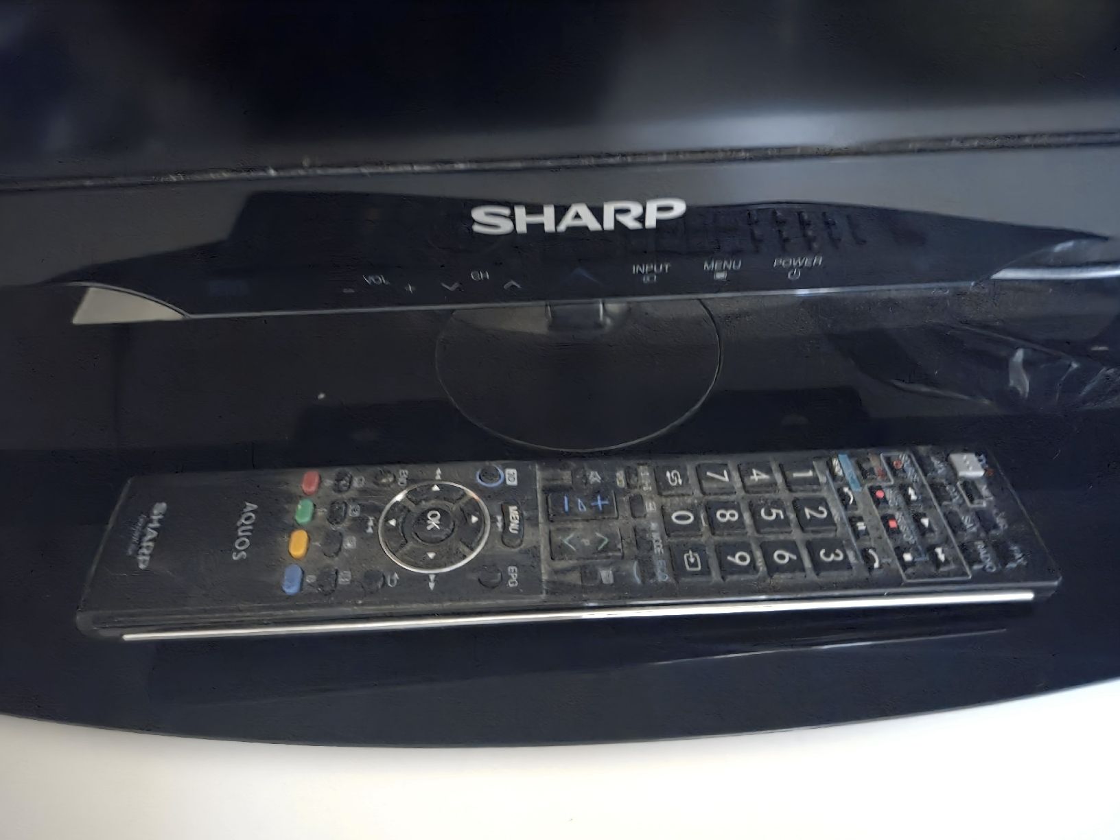 Sharp Televisori: Tv – Usato da Wetzikon ZH venduto da Chanchi 1