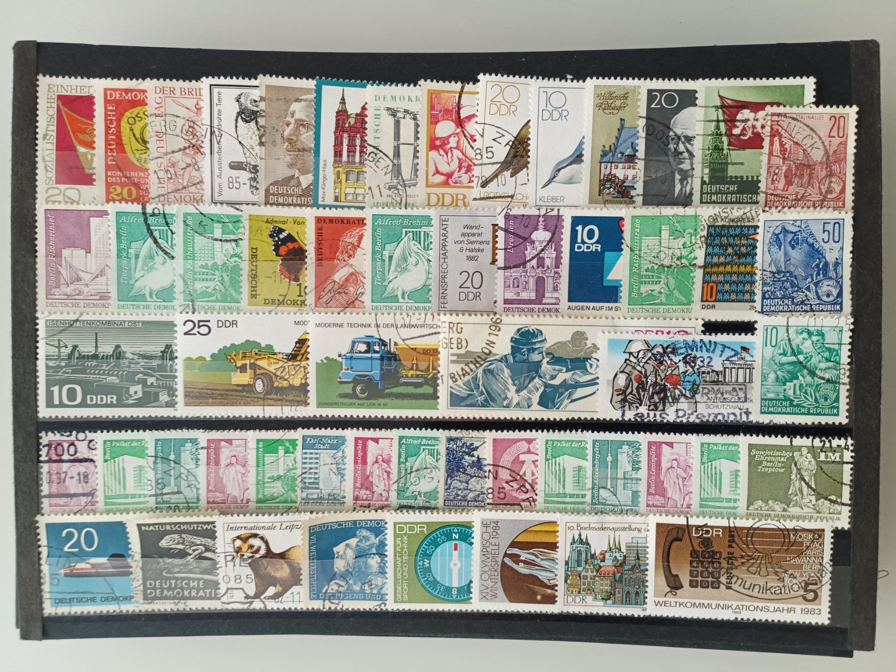 Tutti i francobolli: tolles DDR Lot gestempelt – Usato da Dübendorf venduto da goeggi79