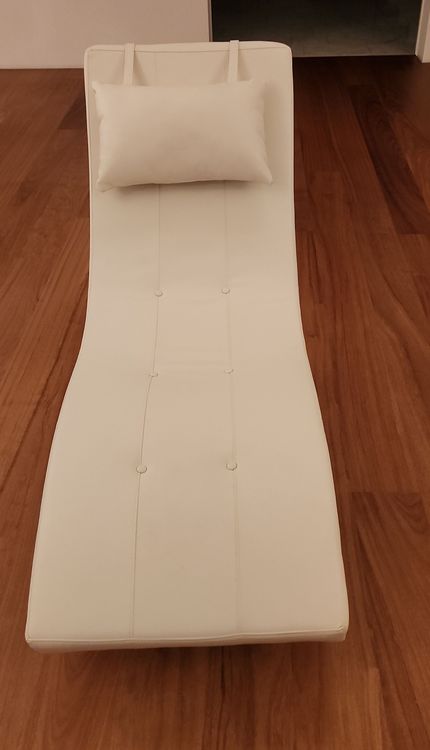 Sedie a sdraio: Weisse Relaxliege mit Kissen (Neupreis: Fr. 1'169.00) – Nuovo (secondo la descrizione) da Aarburg venduto da din_j2gx 1