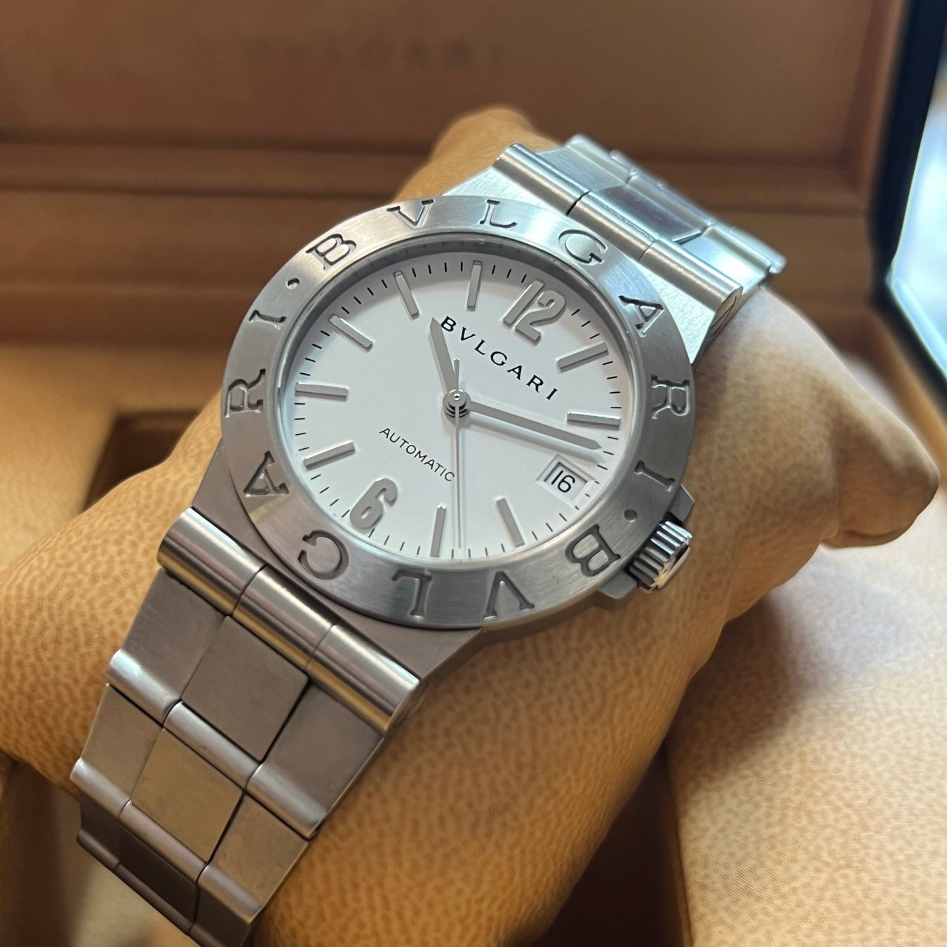 Bulgari Orologi: Bulgari Diagono Automatic Date Full Set LCV35S – Usato da Carouge GE venduto da Watchaser 8