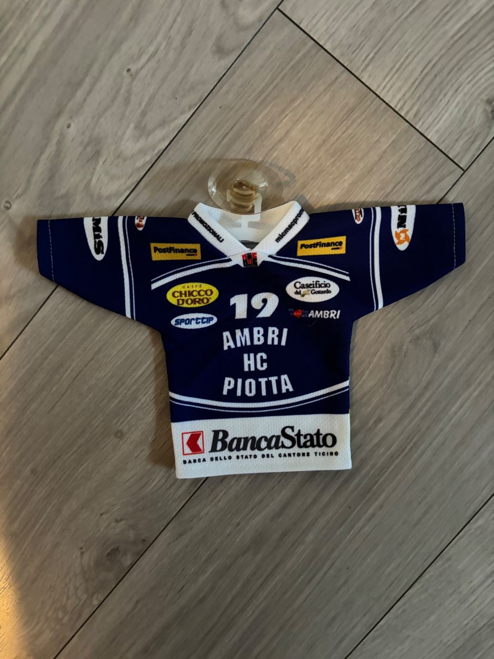 Ambri-Piotta Leibchen & Hosen: Mini maglia HCAP Ambri Piotta Trudel #19 – Gebraucht aus Cadenazzo von fab_2wkm 1