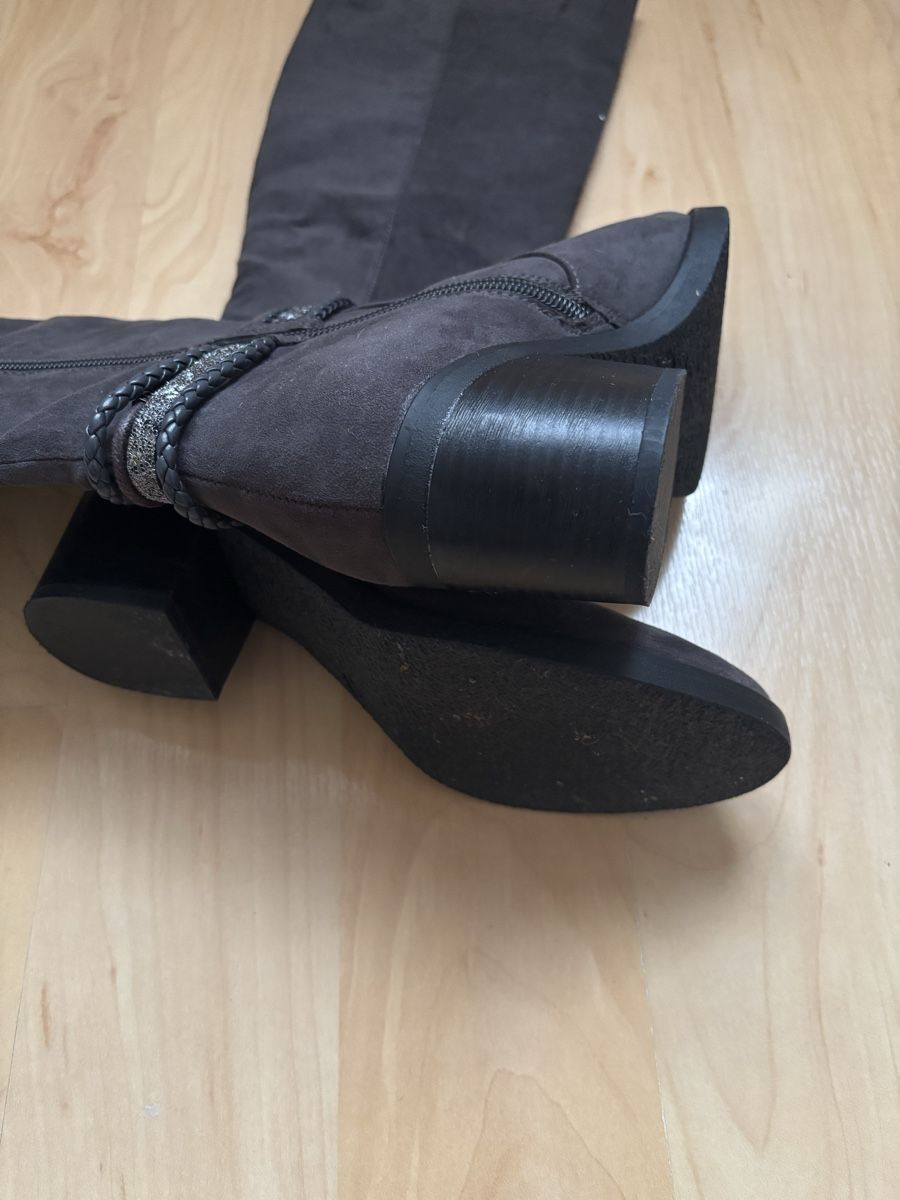 Scarpe da donna: Bottes hautes aspect daim gris, taille 37 parfaites! – Usato da Aigle venduto da Barbiette 3