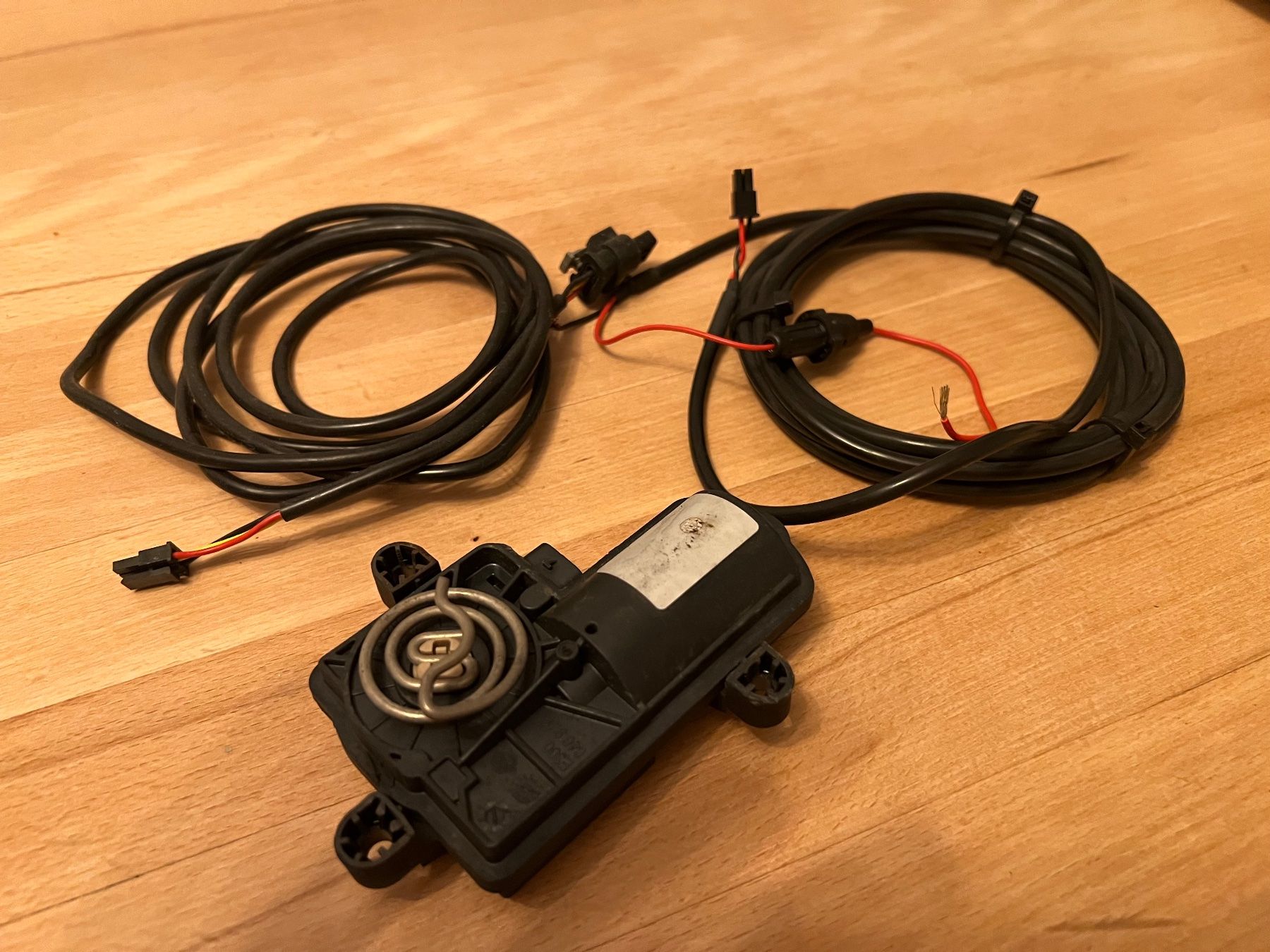 Remus Auspuffanlagen: REMUS Sound Controller Klappensteuerung – Gebraucht aus Henau von  3