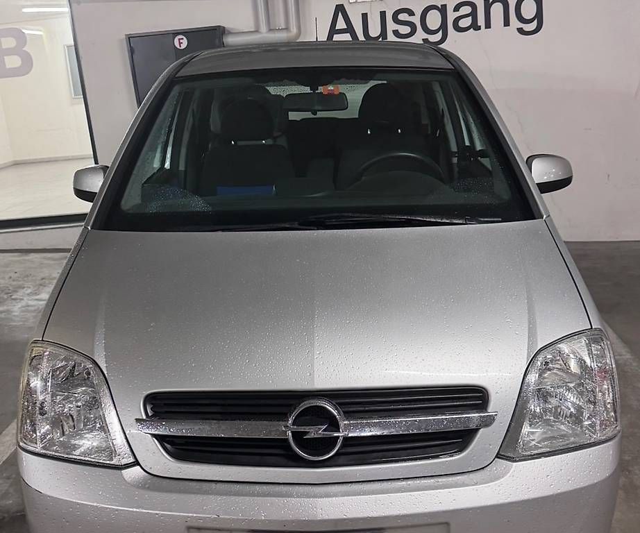 Opel Autos: Meriva A – D'occasion à Wädenswil par Danny_77 1