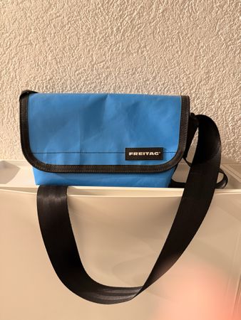Tasche FREITAG blau Umhängetasche gebraucht